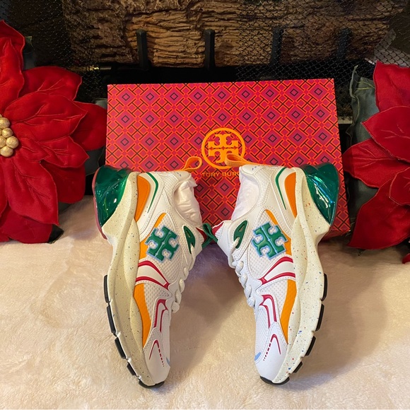 🎉HOST PICK🎉TORY BURCH GOOD LUCK TECH TRAINER - Picture 8 of 11